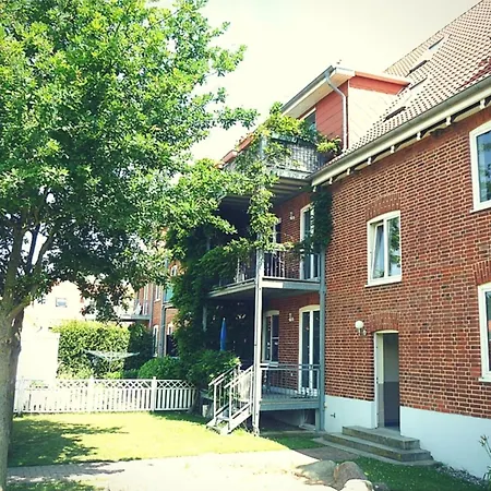 Grosse Familien-ferienwohnung In Strandnaehe Wlan Daire *