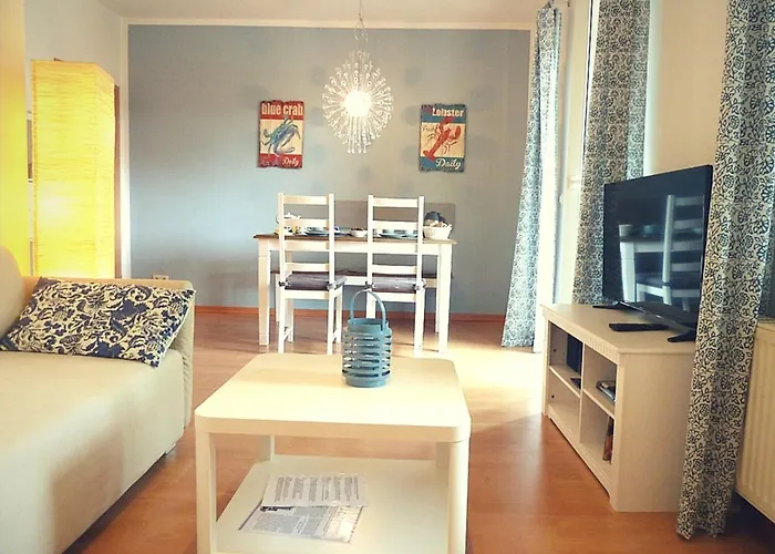 Grosse Familien-ferienwohnung In Strandnaehe Wlan شقة *